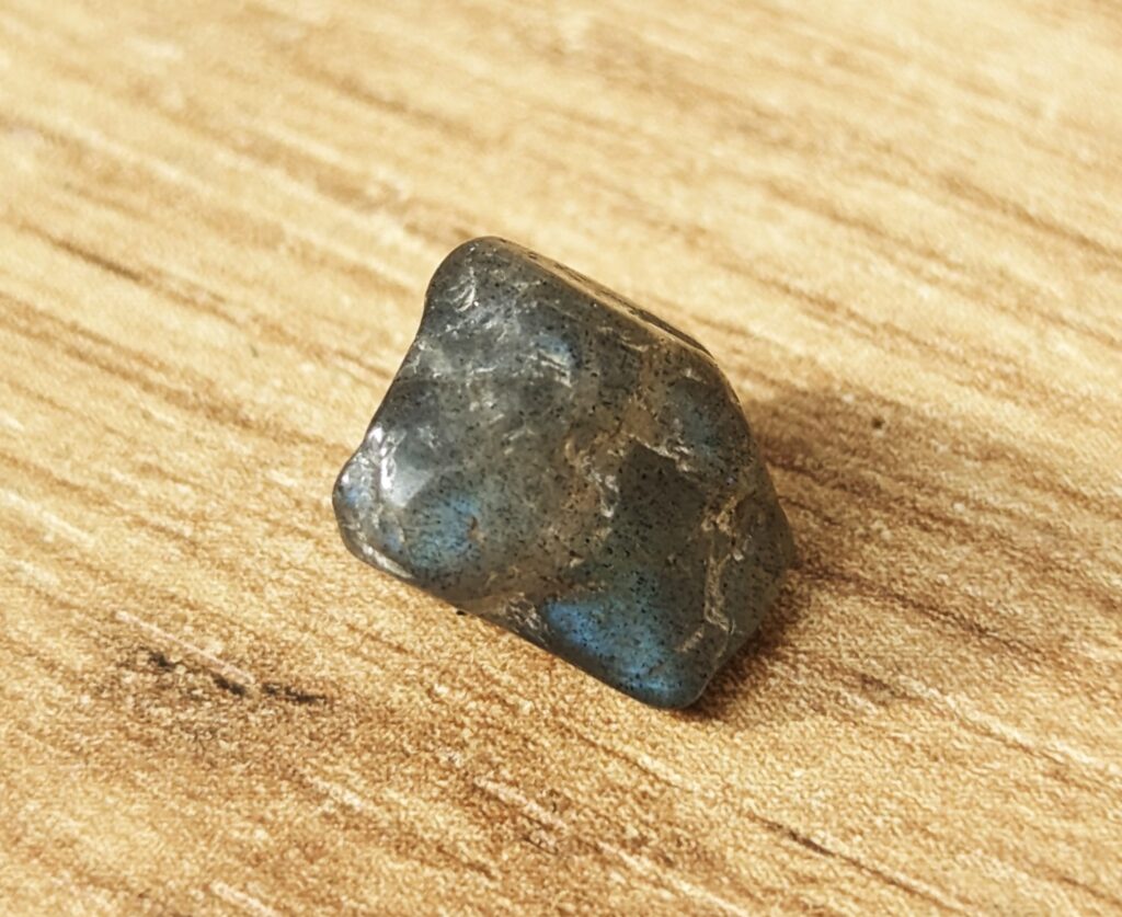 Labradorite (Sample 1)